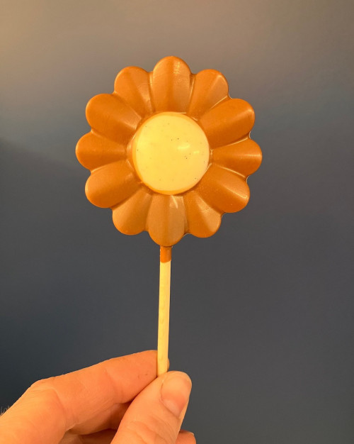 Sucette chocolat fleur